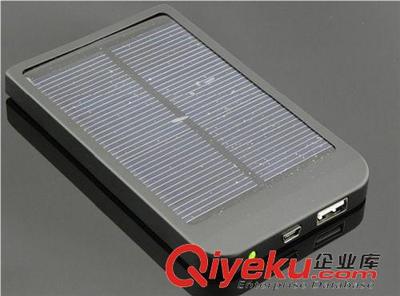 深圳市正益科技 工廠直銷(xiāo)太陽(yáng)能移動(dòng)電源與2600mA手機(jī)充電寶批發(fā)專(zhuān)家